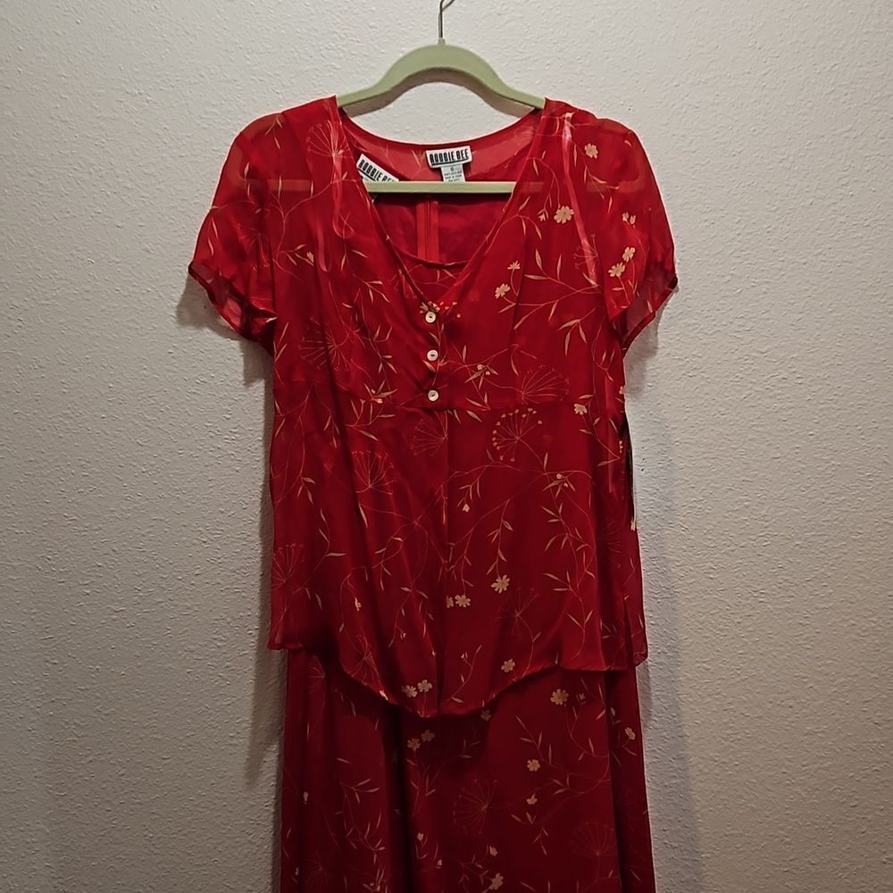 Bobbie Bee 2 piece silk dress and over top size 10, red abd gold - Picture 8 of 10